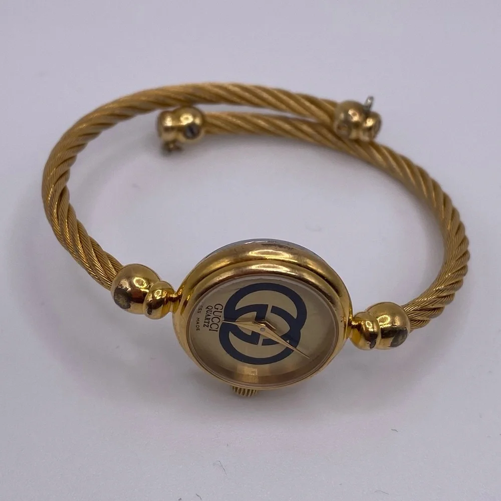 Gucci Bangle Watch 2047L Quartz Watch - Picture 5 of 12